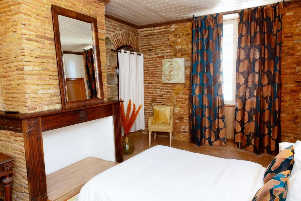 Cafe De France Eauze Bed & Breakfast Ngoại thất bức ảnh
