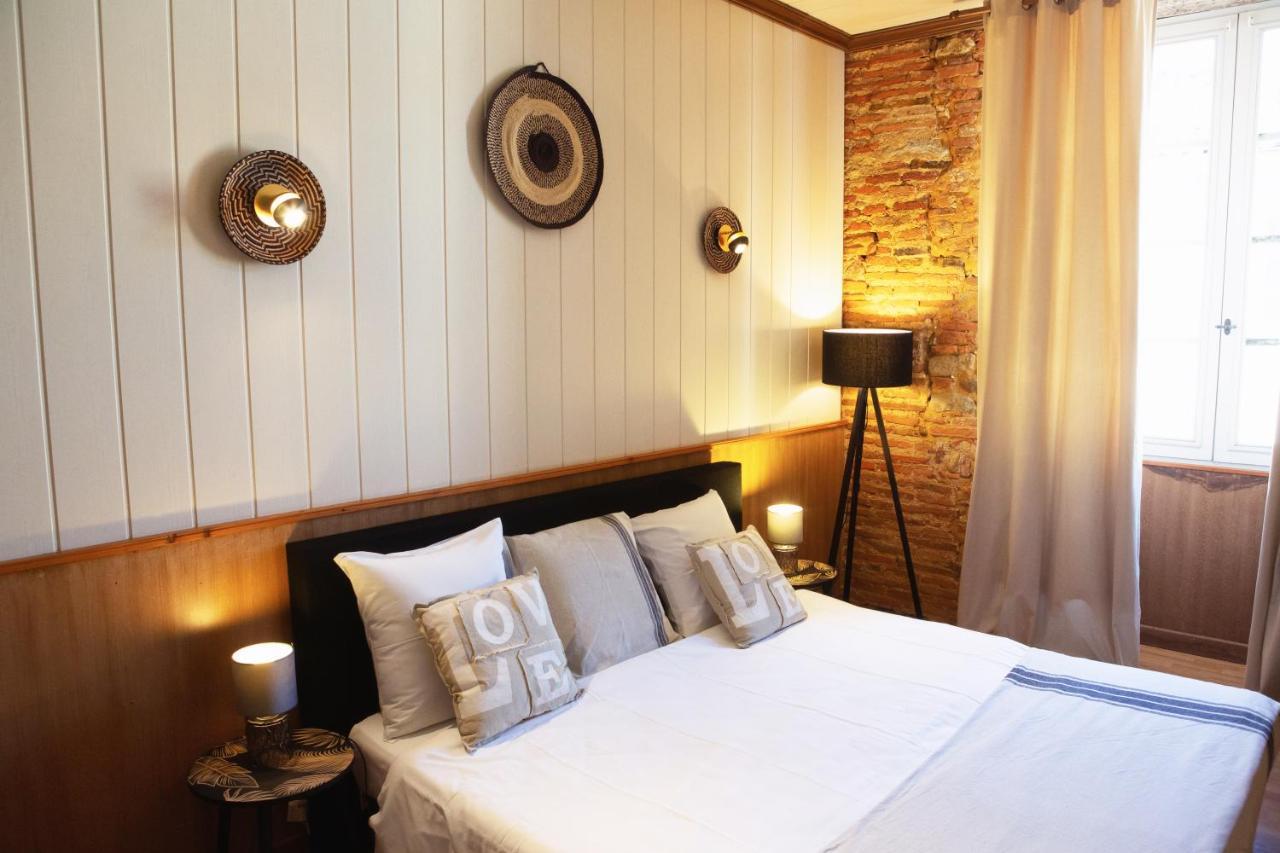 Cafe De France Eauze Bed & Breakfast Ngoại thất bức ảnh